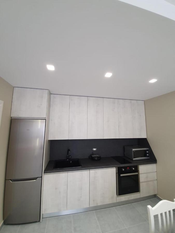 فلورا Deluxe Apartment المظهر الخارجي الصورة
