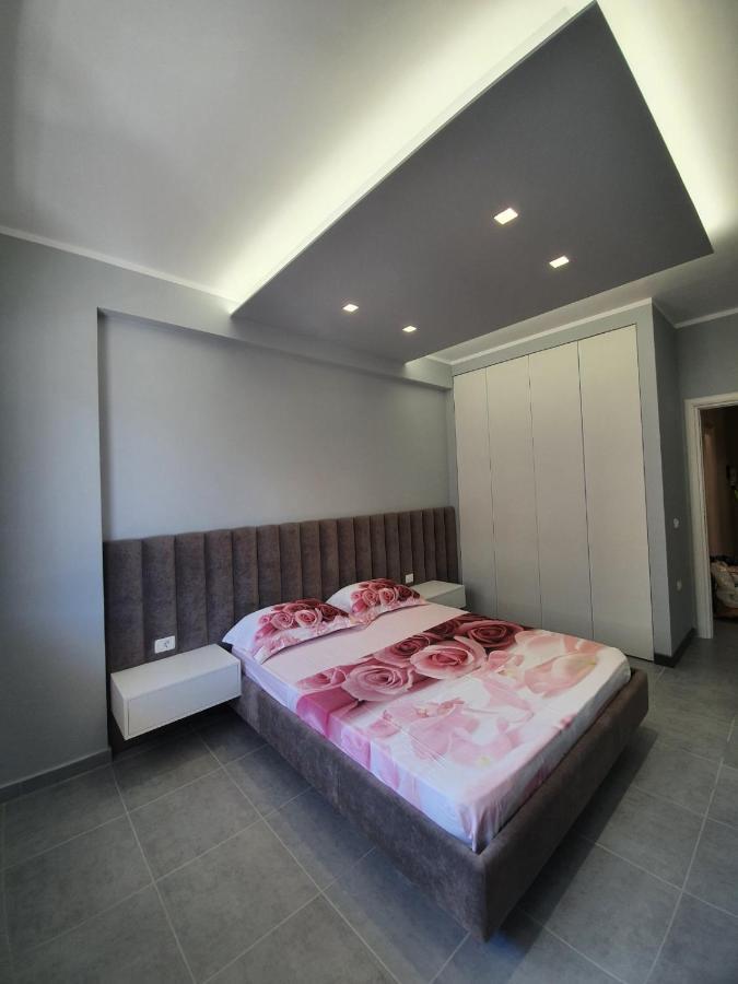 فلورا Deluxe Apartment المظهر الخارجي الصورة