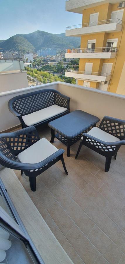 فلورا Deluxe Apartment المظهر الخارجي الصورة